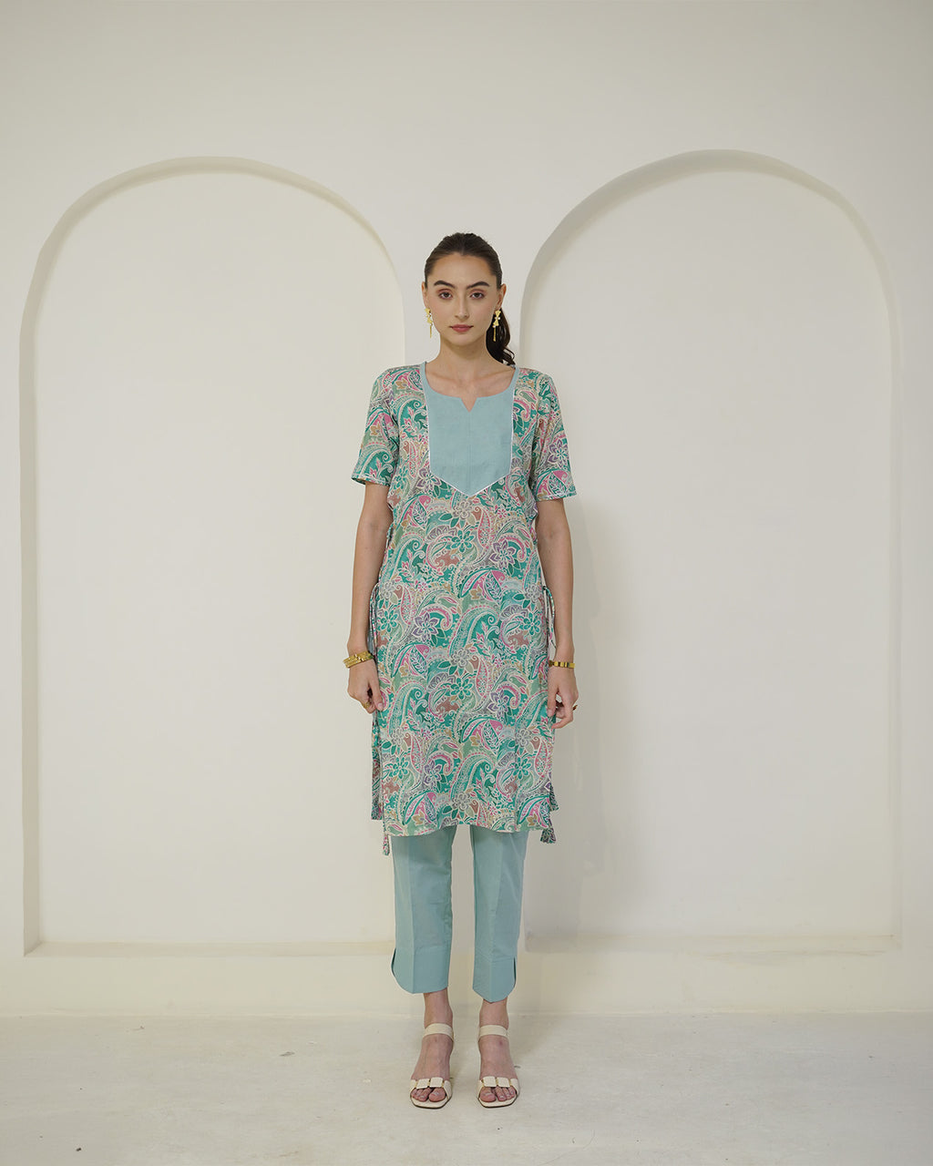 Prabha - Teal Floral Print Lace-Up Kurta with Pants Set