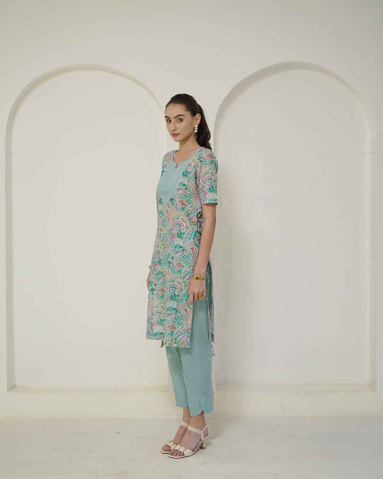 Prabha - Teal Floral Print Lace-Up Kurta with Pants Set