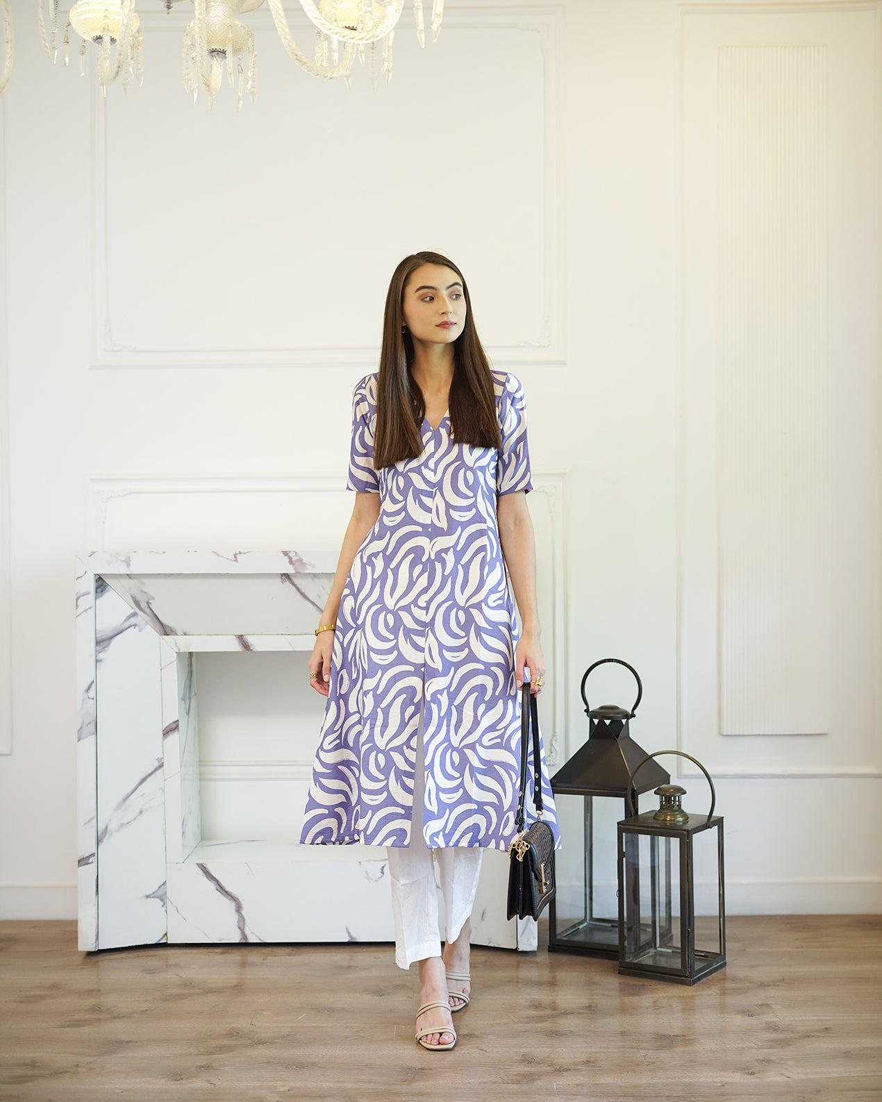 Madhavi - Indigo & Ivory Abstract Leaf Print Kurta Set